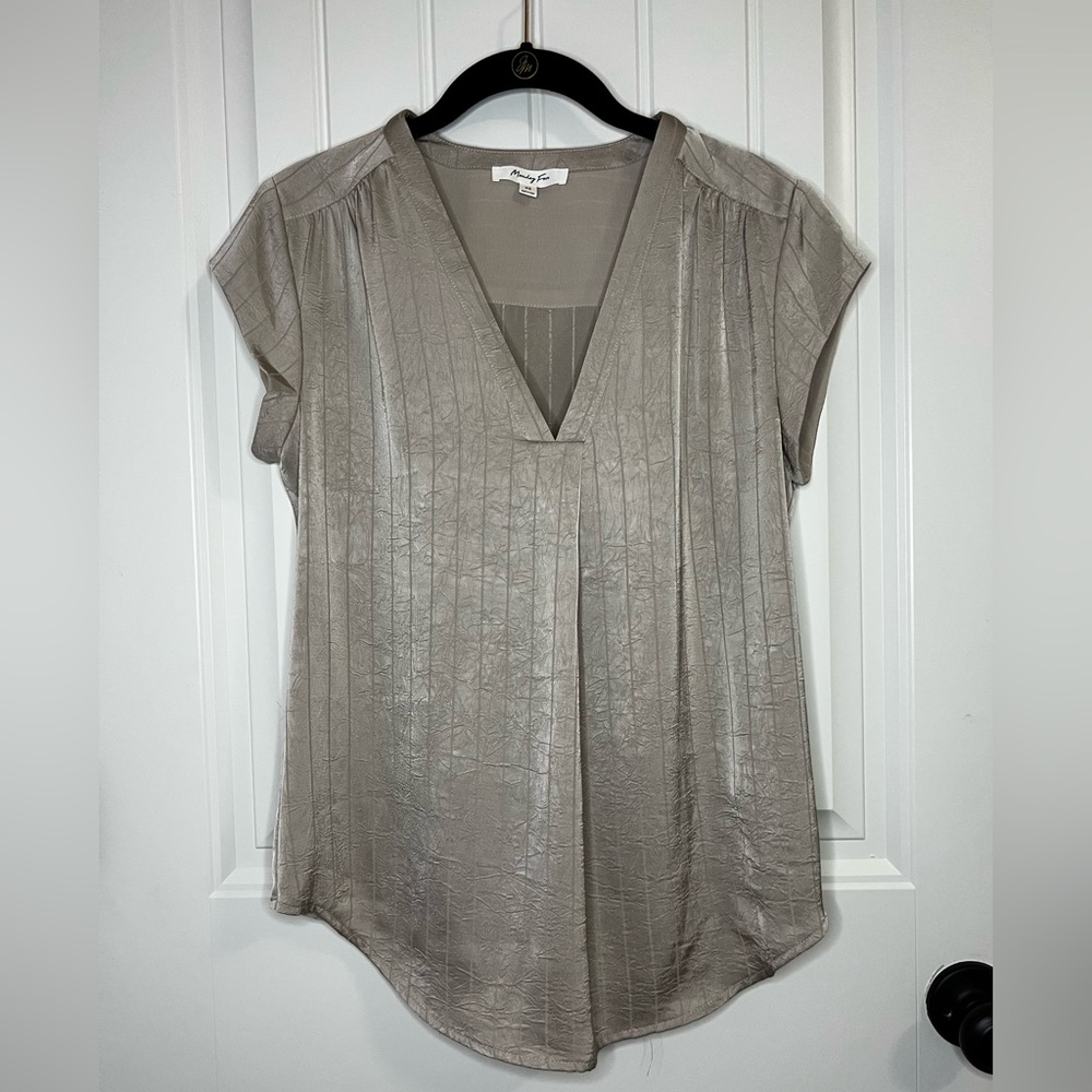 Women’s Beige Short Sleeve Top / Blouse